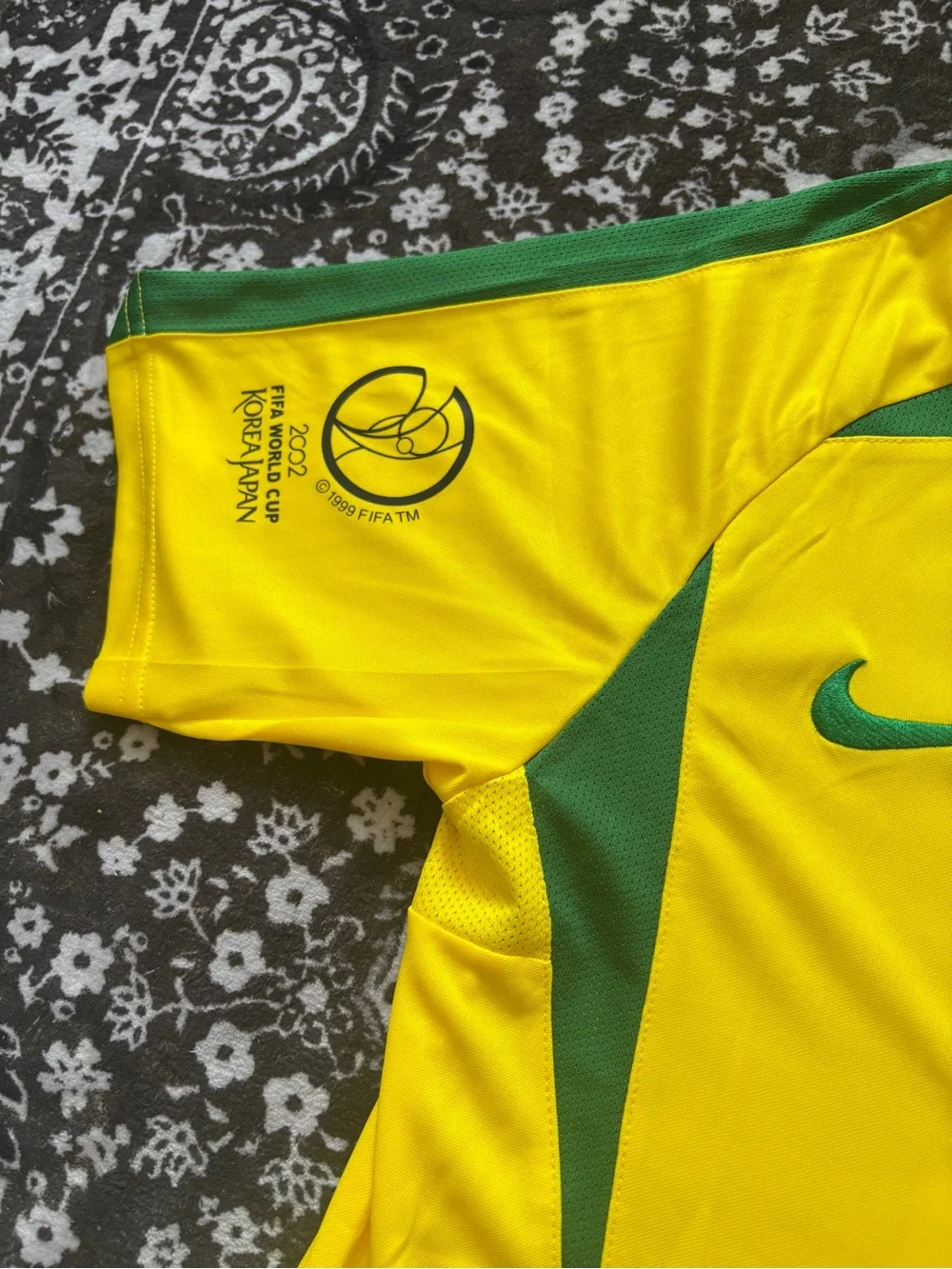 Ronaldo Nazario #9 Brazil 2002 World Cup Jersey - Men's Size Medium